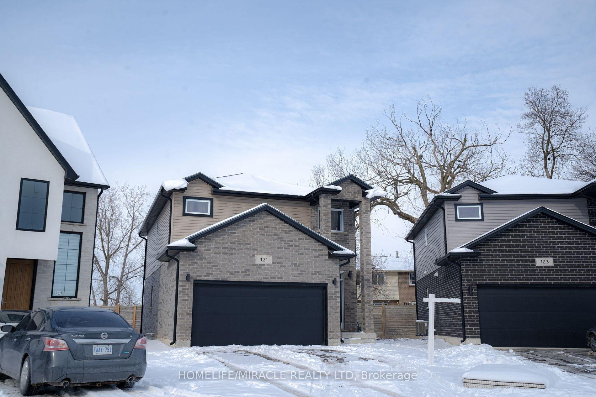 121 Marconi Court, London East, ON N5V 0C9