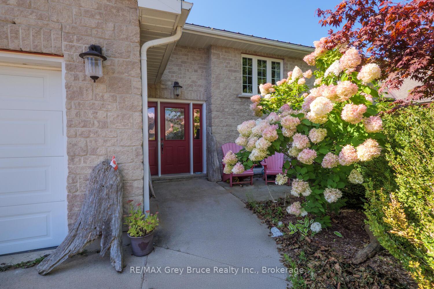 958 Highland Street, Saugeen Shores, ON N0H 2C2