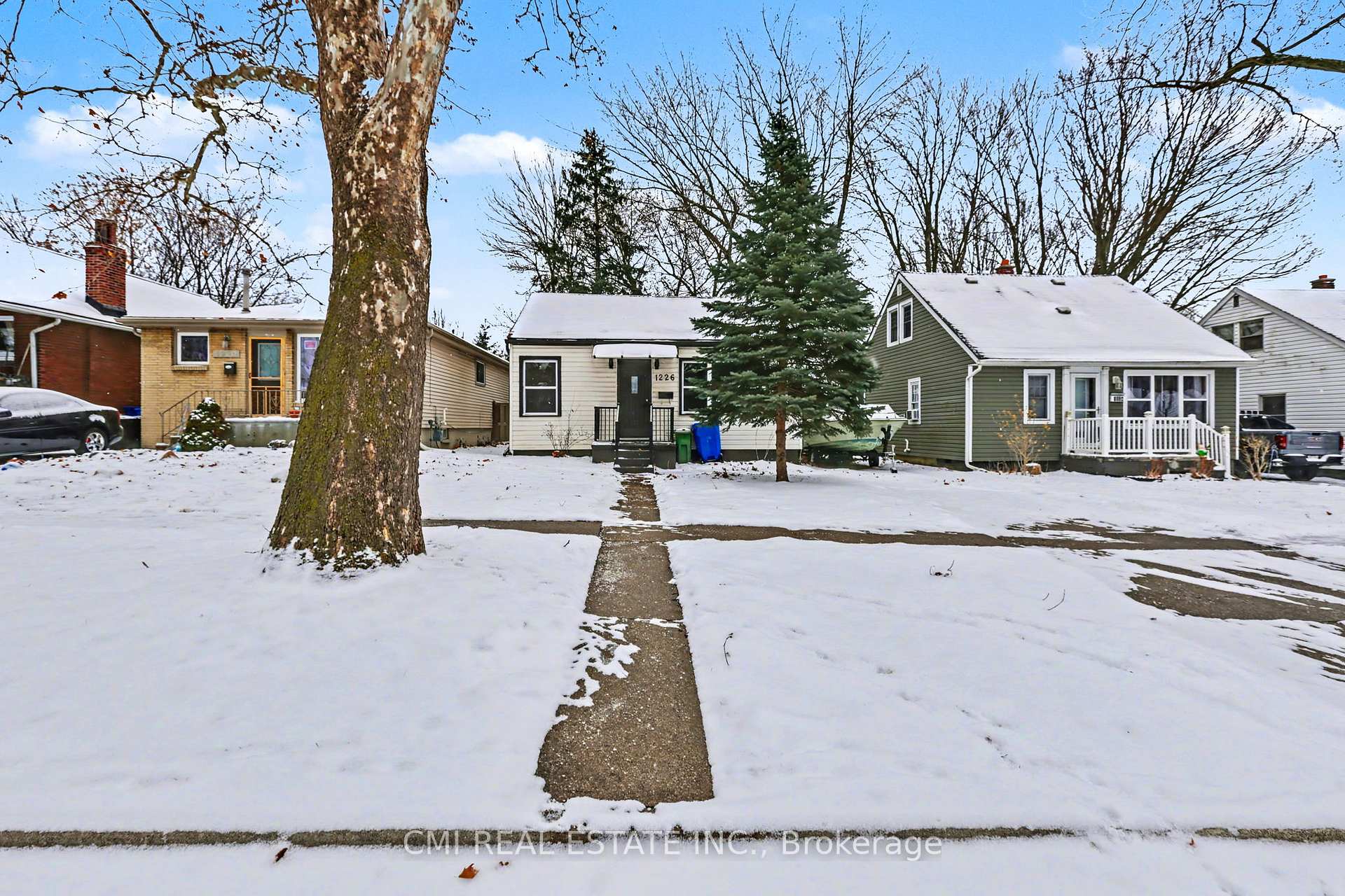 1226 Wigle Avenue, Windsor, ON N9C 3N1