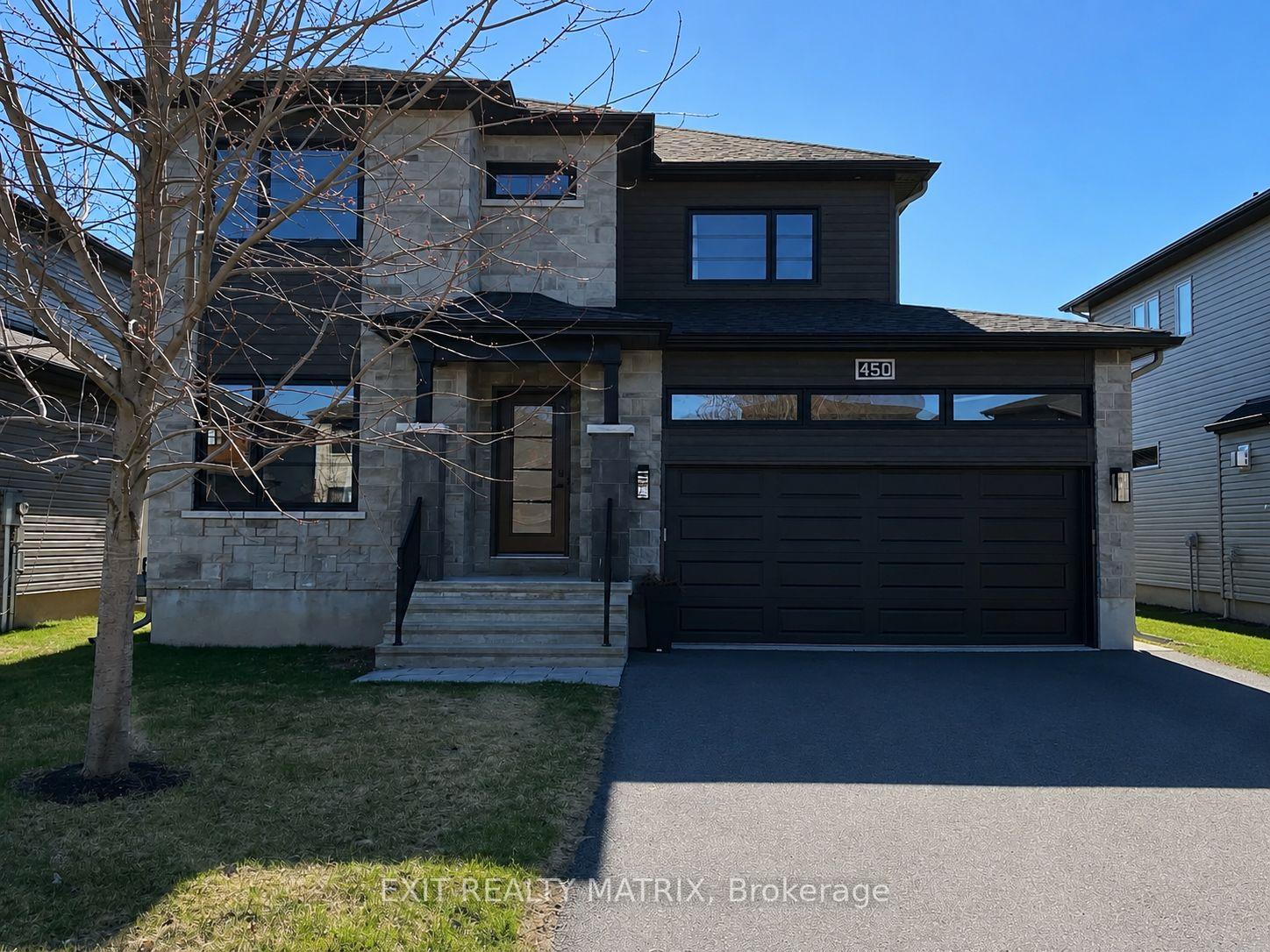 450 Provence Avenue, Russell, ON K0A 1W0