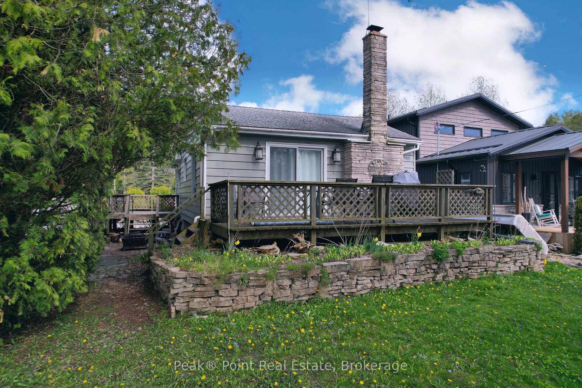 55 Marina Avenue, South Bruce Peninsula, ON N0H 2G0