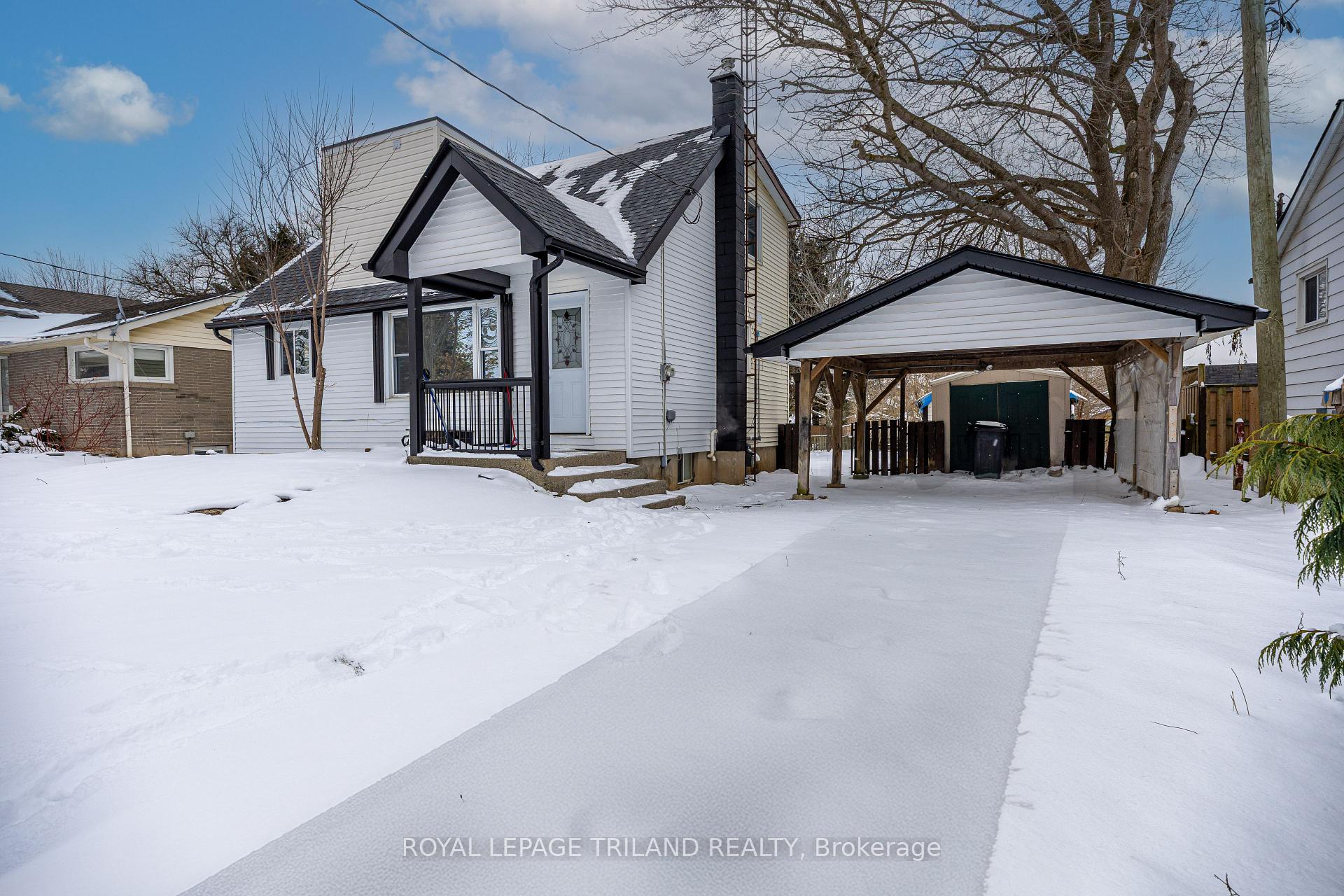 1223 Sunningdale Road E, London North, ON N5X 4B1