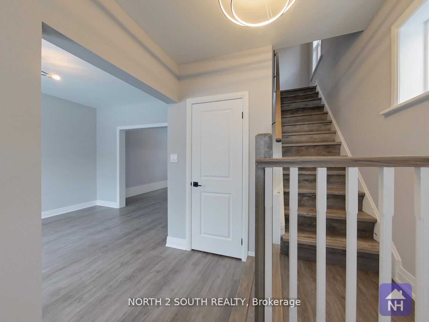190 Stewart Street, Peterborough, ON K9J 3M5