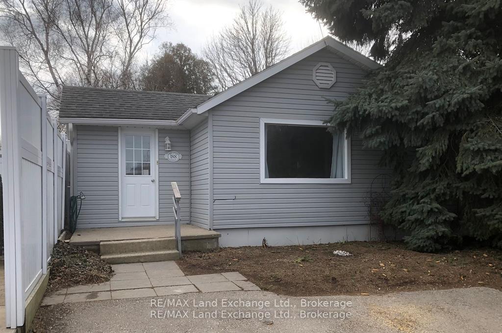 188 Broadway Street, Kincardine, ON N2Z 2X9
