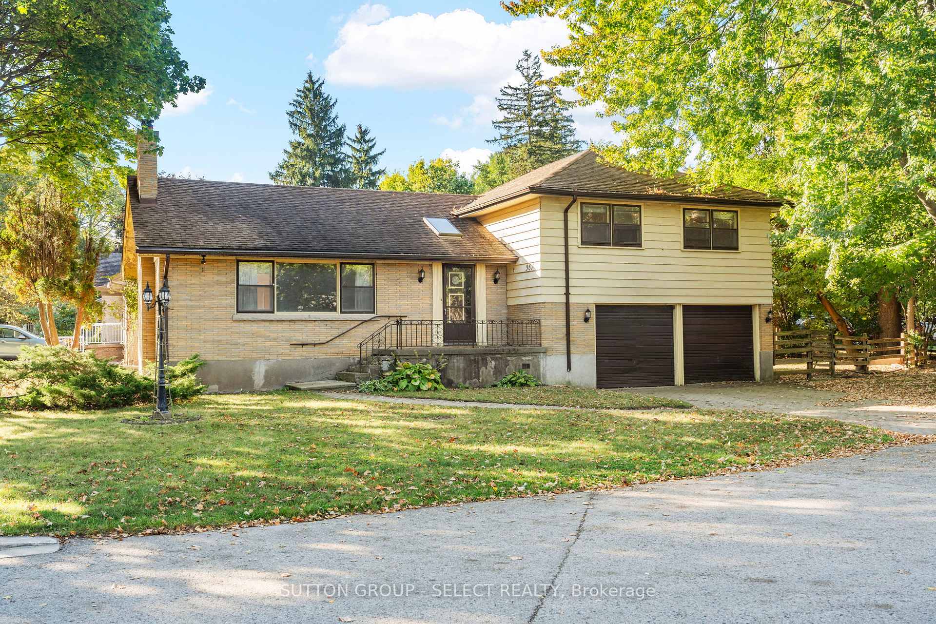 367 Ridout Street S, London South, ON N6C 3Z8