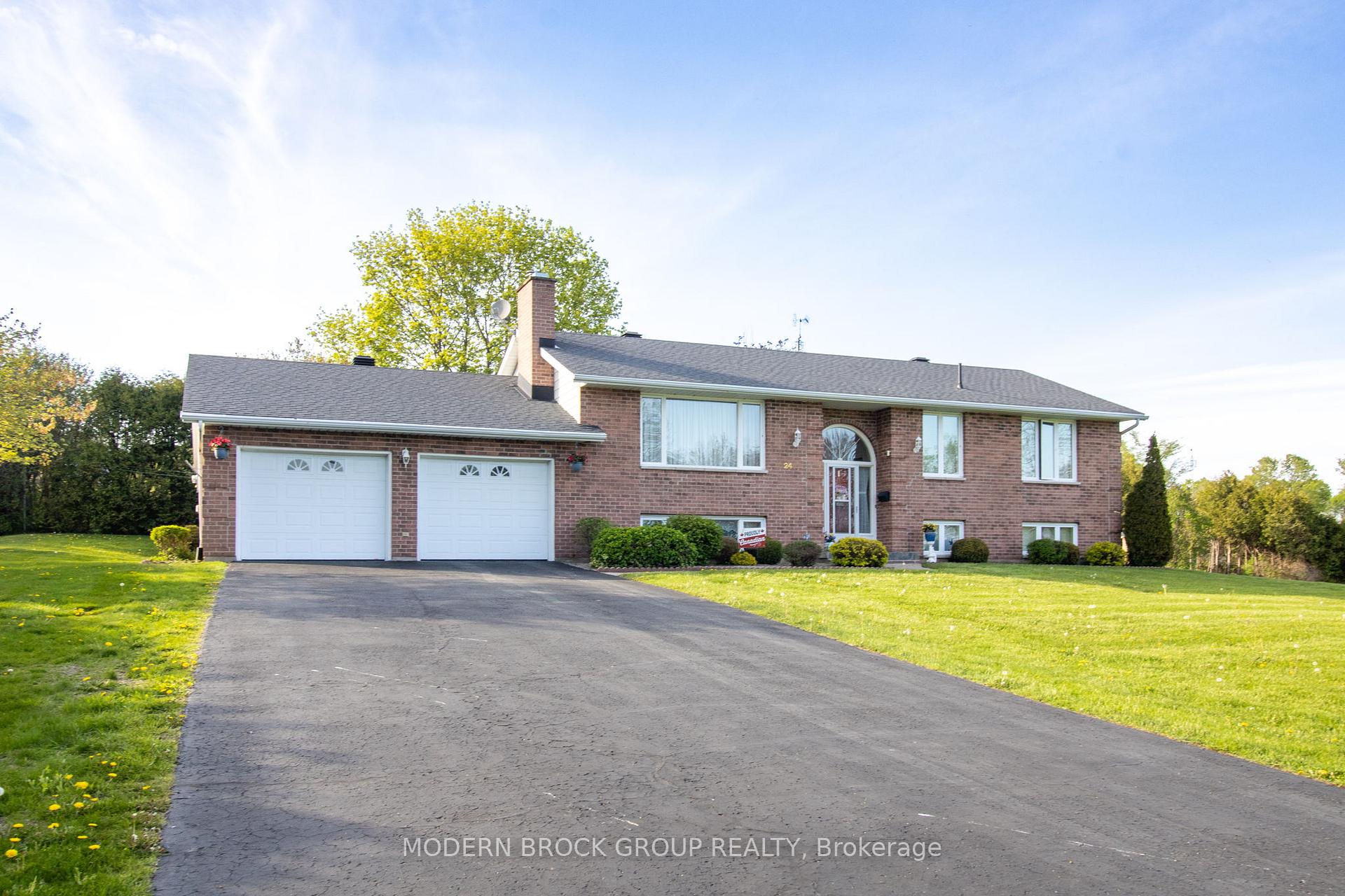 24 Bernard Crescent, Augusta, ON K0E 1P0