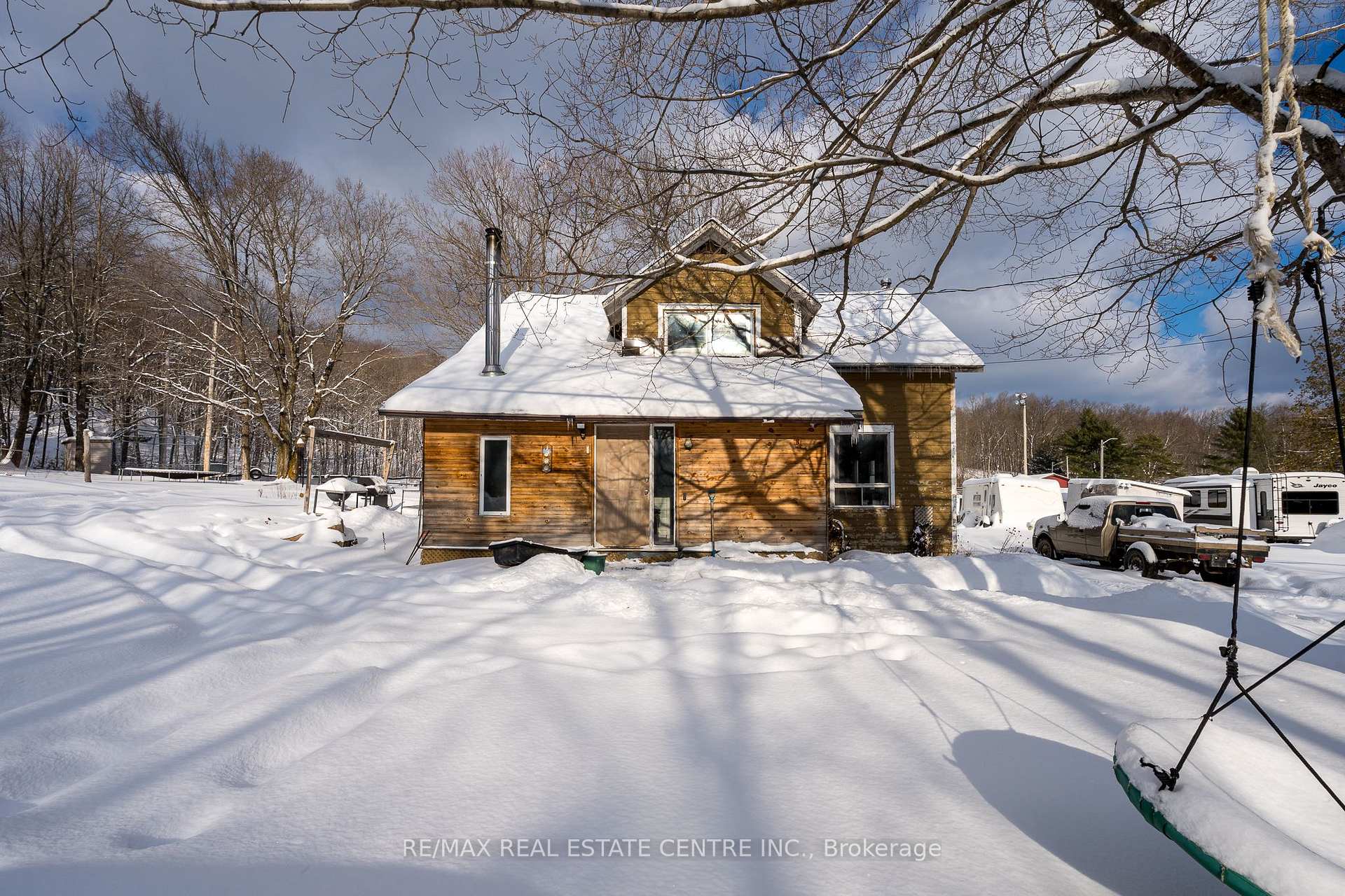 1096 Elm Tree Road, Frontenac, ON K0H 1B0