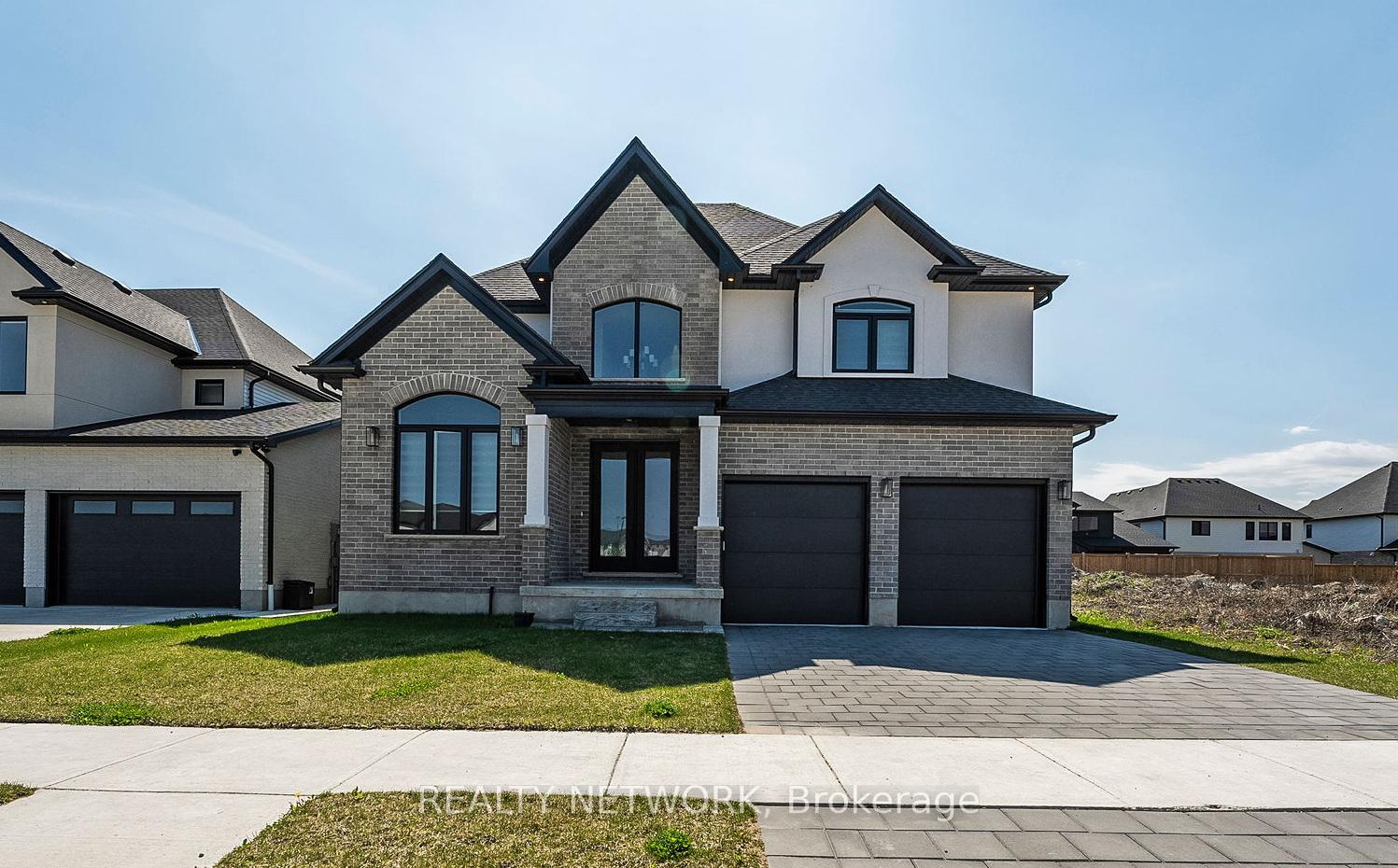 7266 Silver Creek Circle, London South, ON N6P 0G9