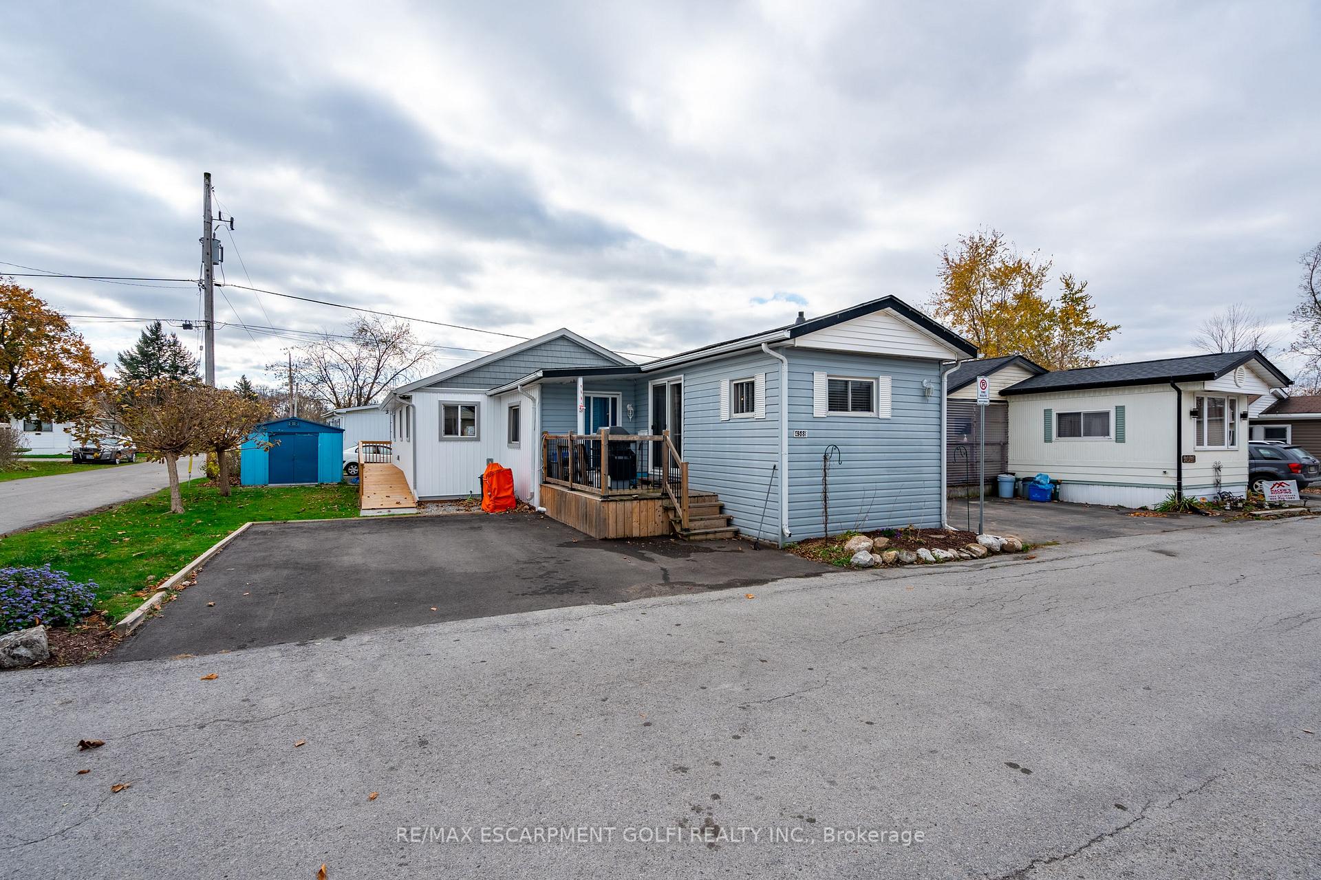 4588 Martha Lane, Lincoln, ON L0R 1B1