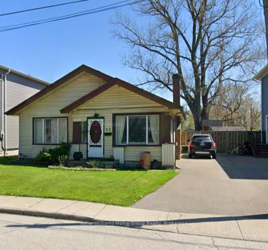 22 Clare Avenue, Hamilton, ON L8N 7X1