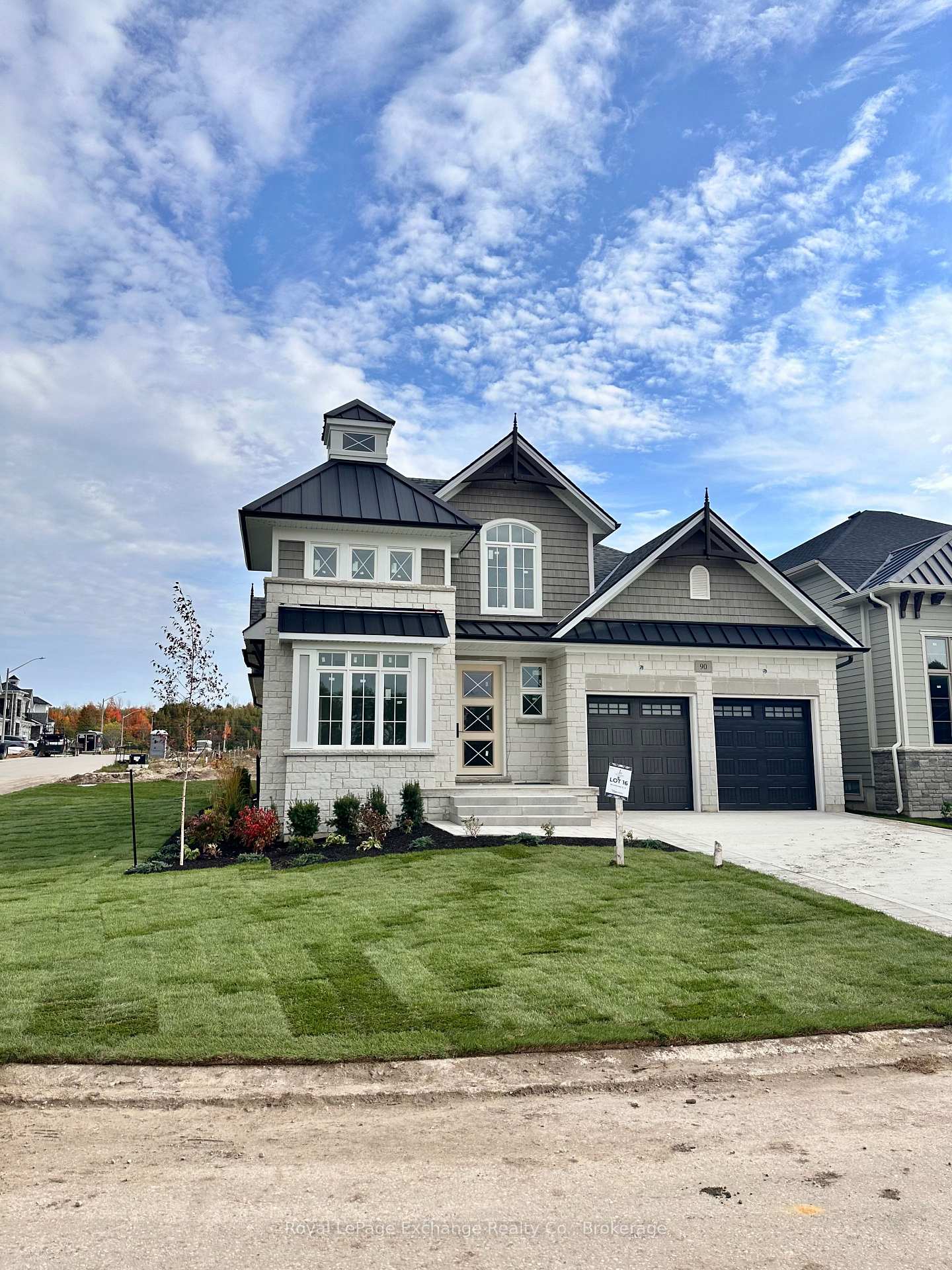 90 Inverness Street N, Kincardine, ON N2Z 2Z4