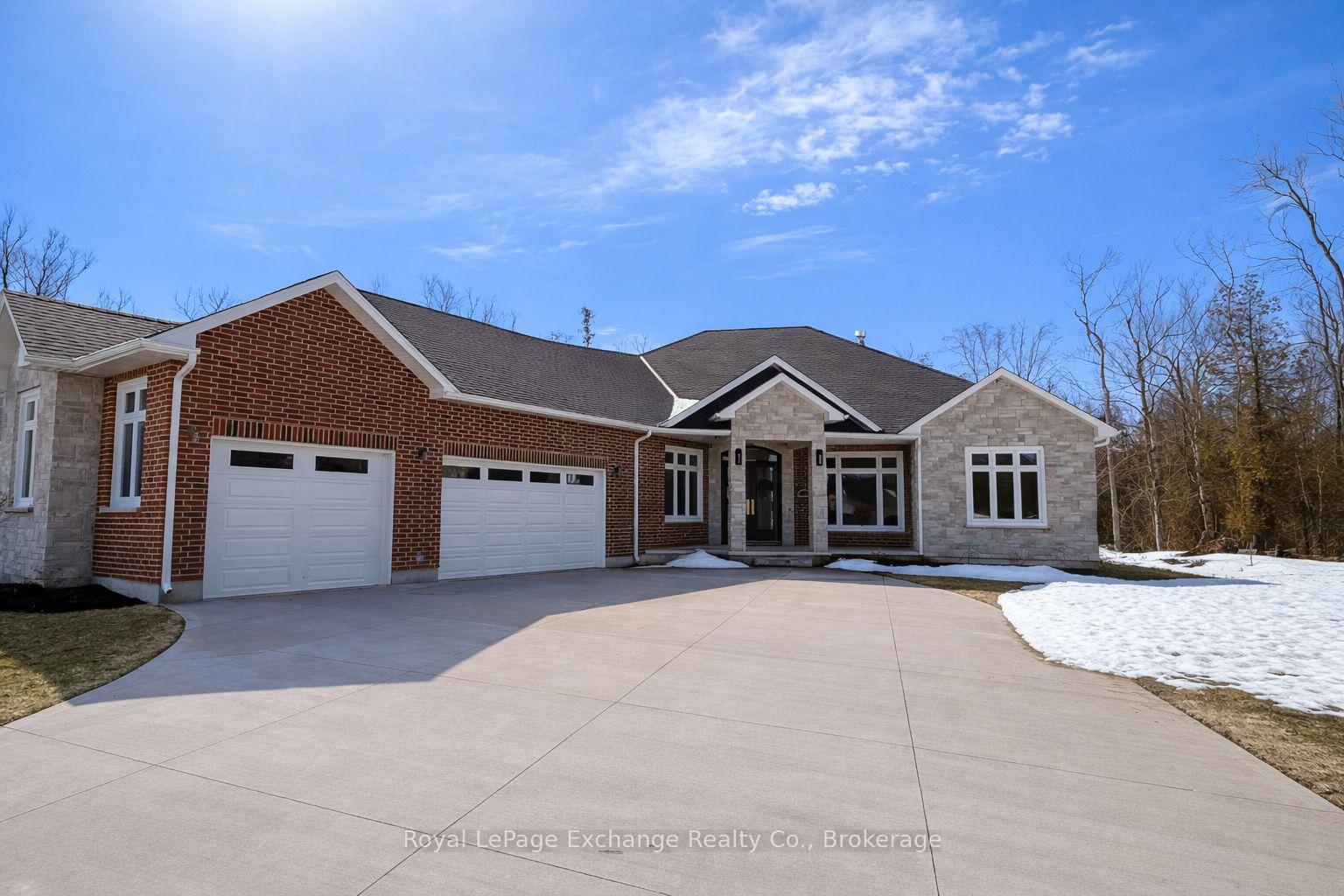 12 Sunset Place, Huron-Kinloss, ON N2Z 0G6