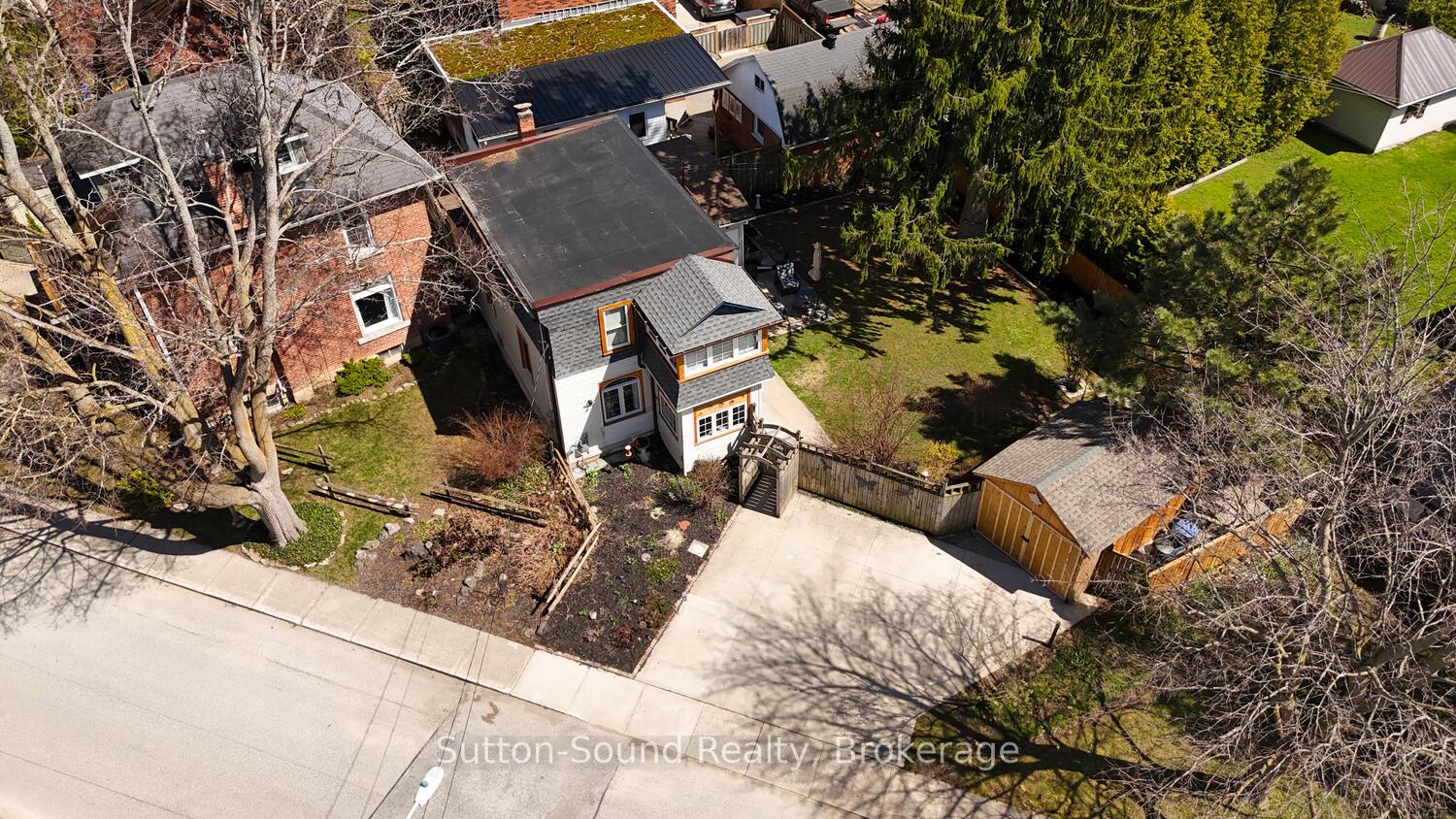 155 5th  A Street E, Owen Sound, ON N4K 1C4