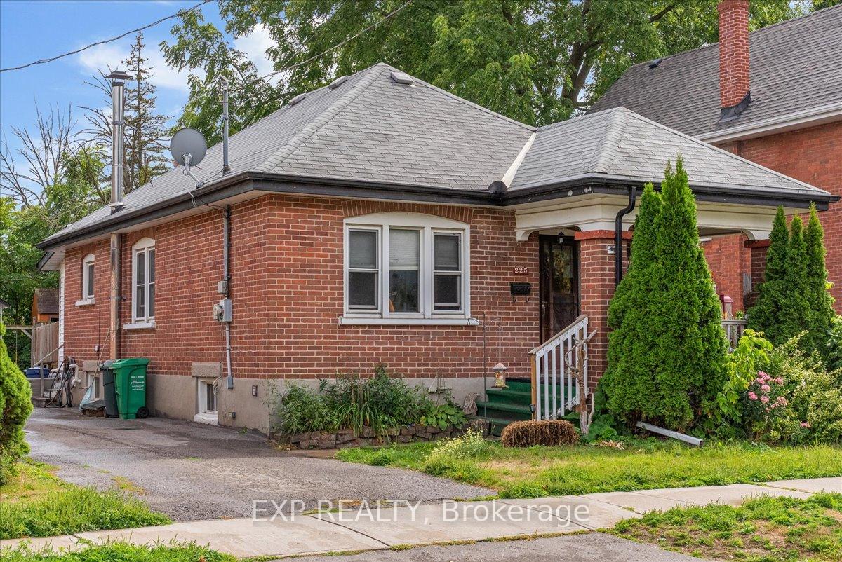 225 McGill Street, Peterborough, ON K9J 1W2
