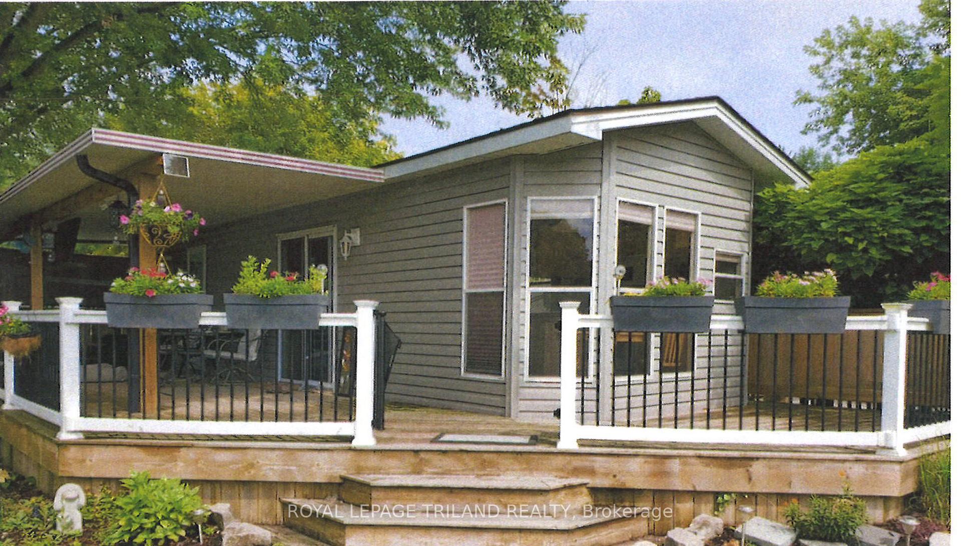 4895 Lakeshore Road D36, Plympton-Wyoming, ON N0N 1J6
