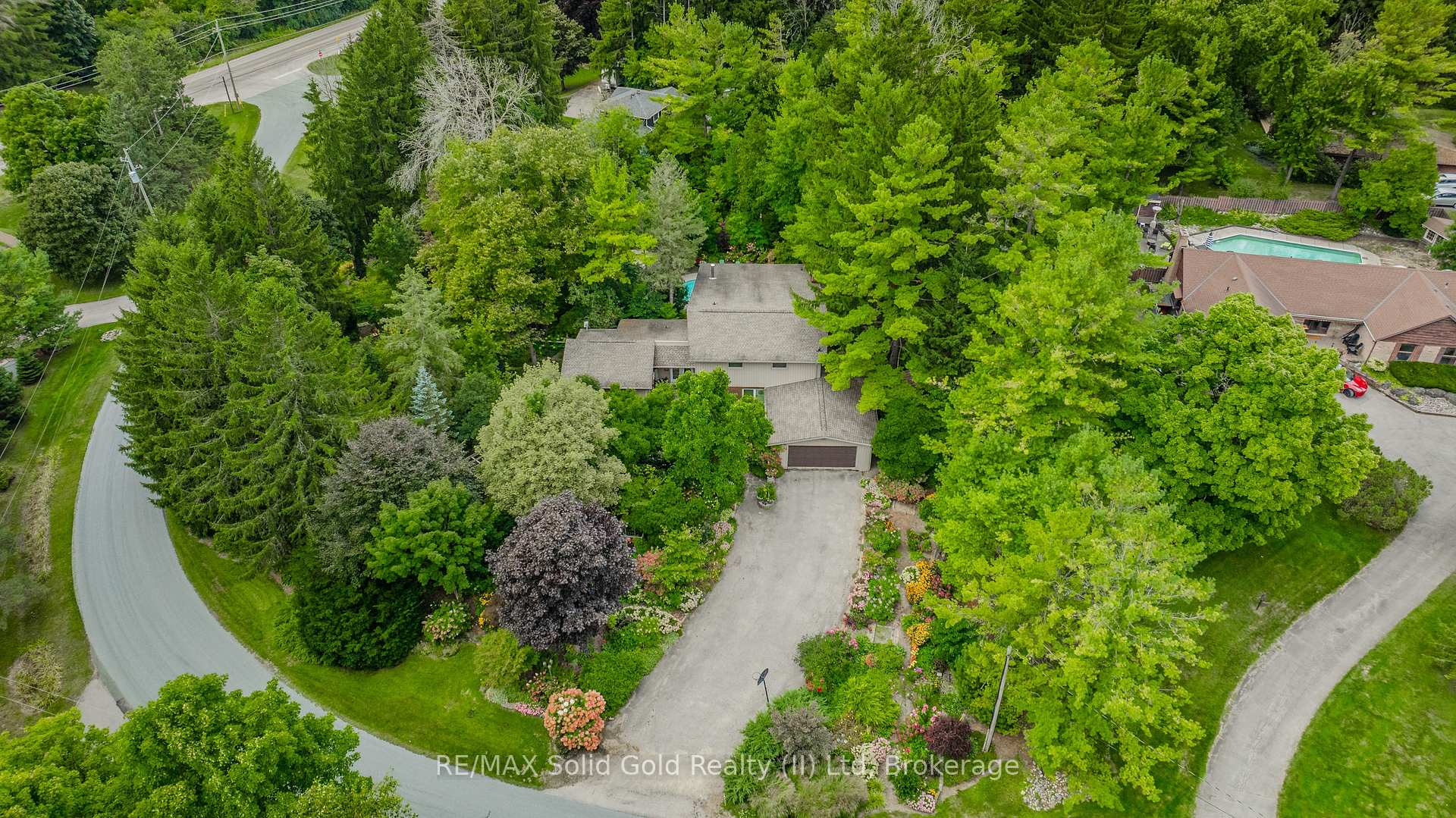 111 Grandview Drive, Woolwich, ON N0B 1N0
