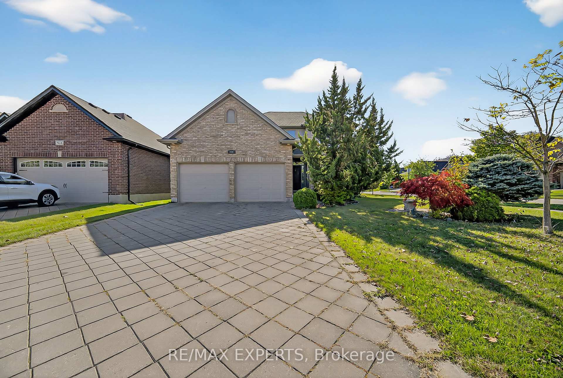 936 Talisman Crescent, London South, ON N6K 0B7
