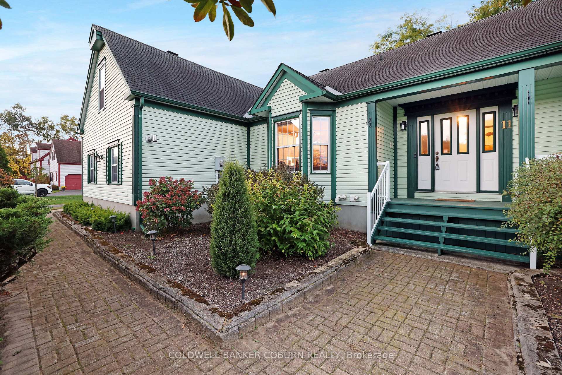 11 Kimberly Avenue, North Grenville, ON K0G 1J0