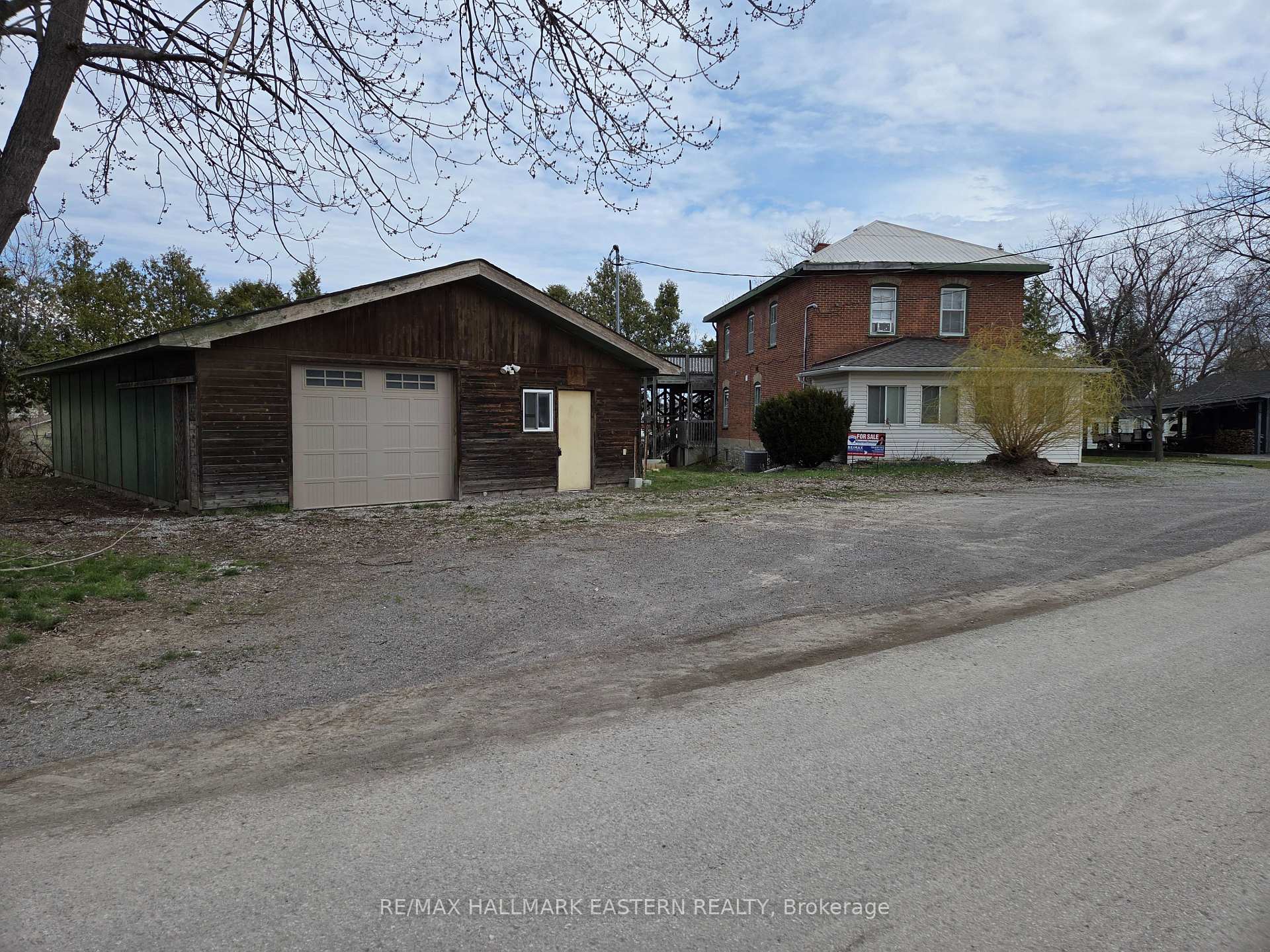 10 Hill Street, Selwyn, ON K0L 2H0