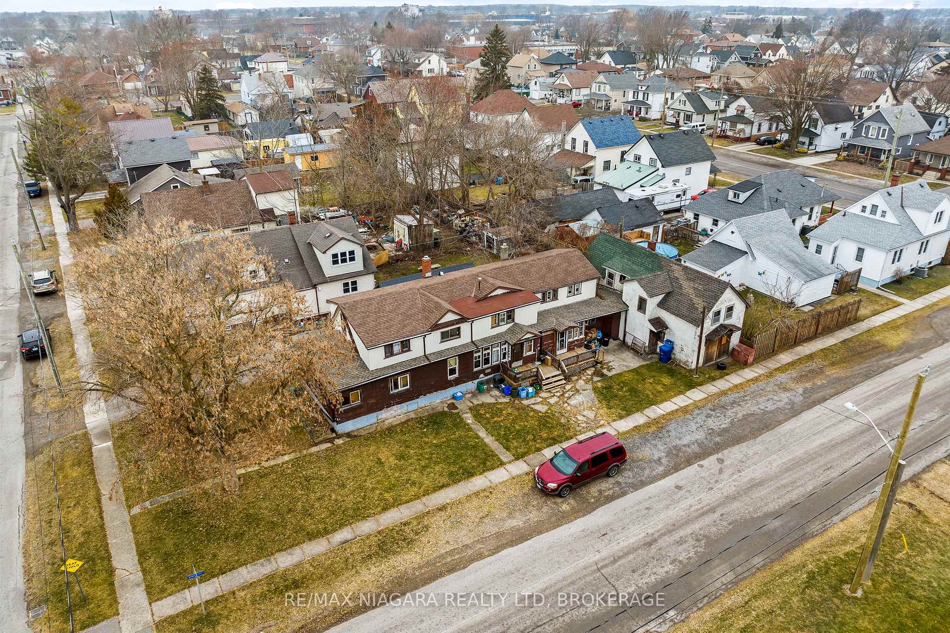 48 Johnston Street, Port Colborne, ON L3K 1G6