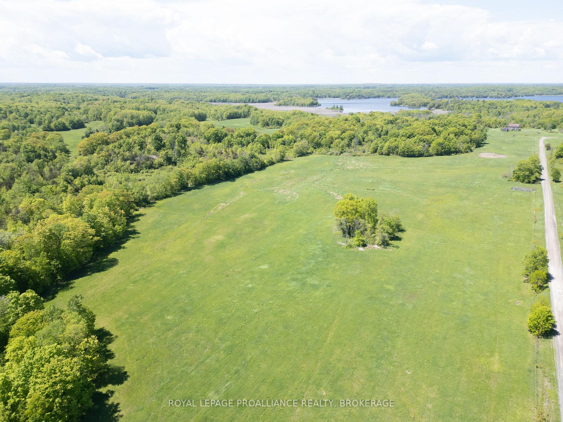 LOT 18 Gananoque Lake Road, Front of Leeds & Seeleys Bay, ON K7G 2V4