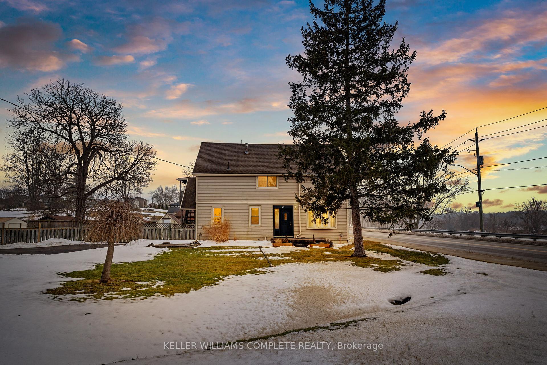 2 MILL Street E, Haldimand, ON N0A 1R0