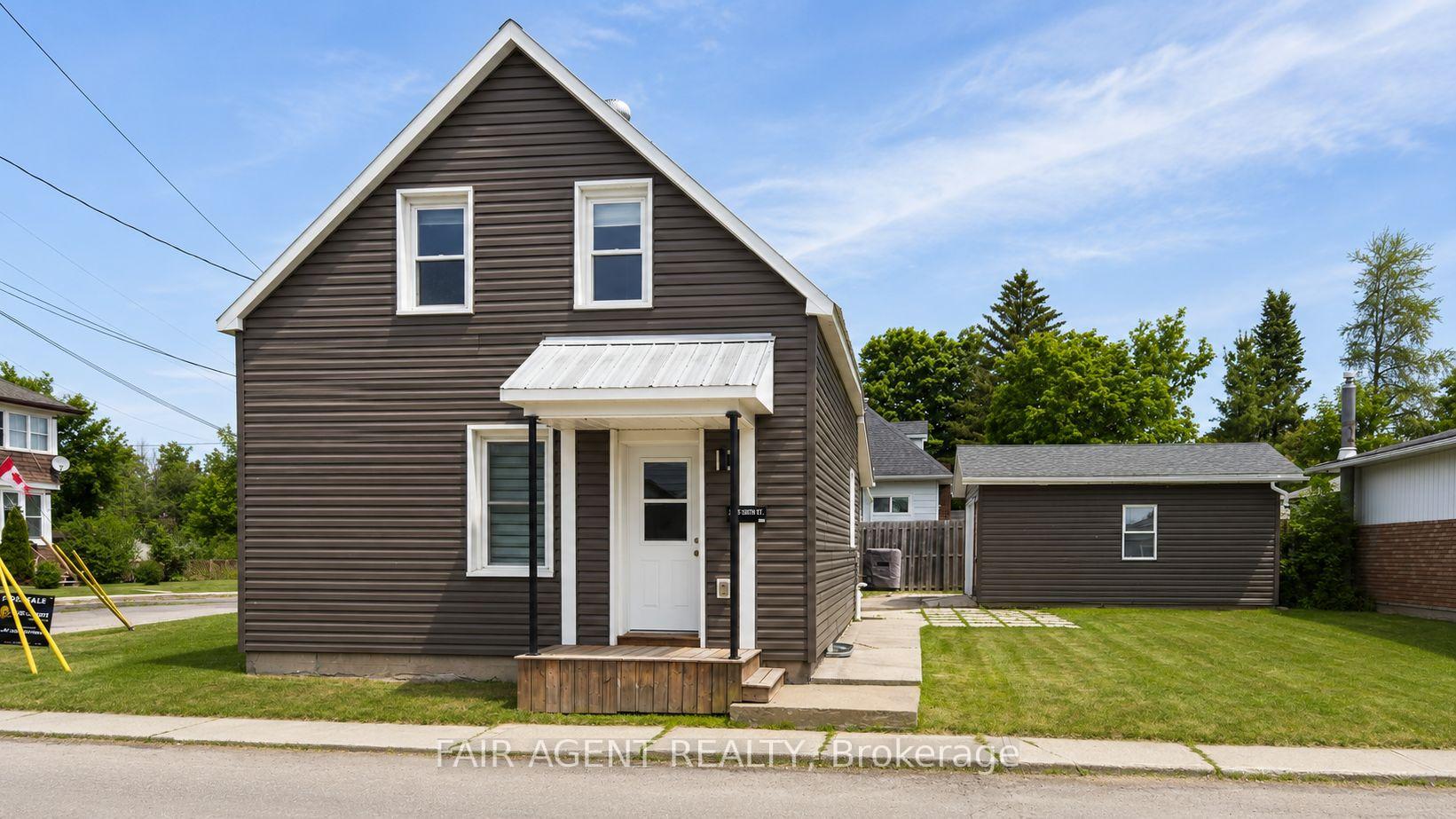 81 BANK Street S, Renfrew, ON K7V 2E7