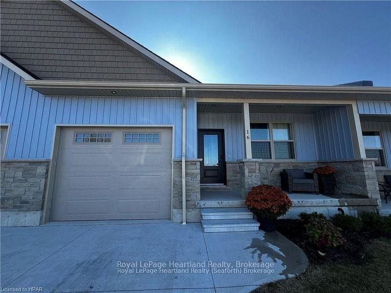 16 SILVER CREEK Road, Huron East, ON N0K 1W0