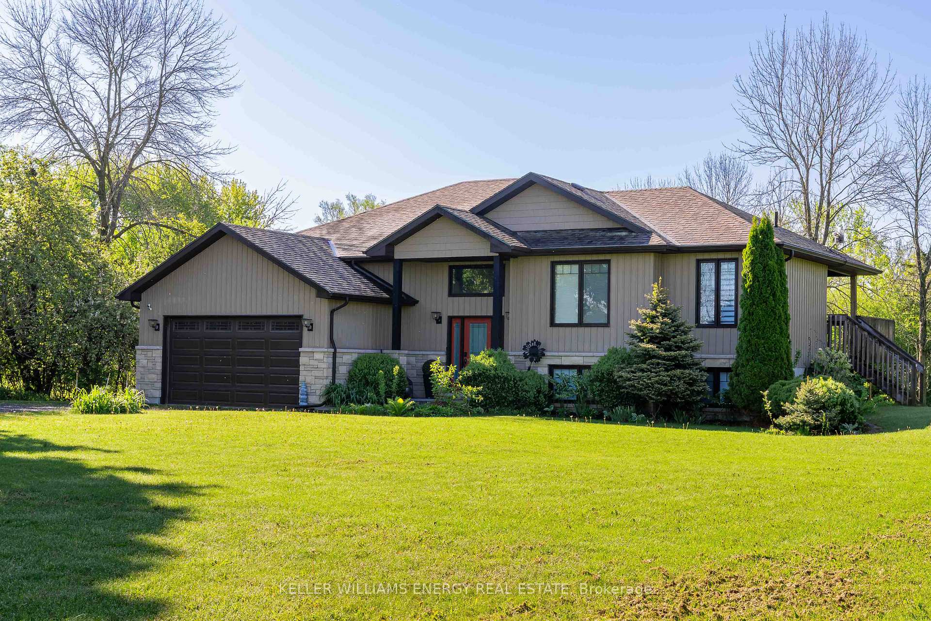 1687 Lakeside Drive, Prince Edward County, ON K0K 1T0