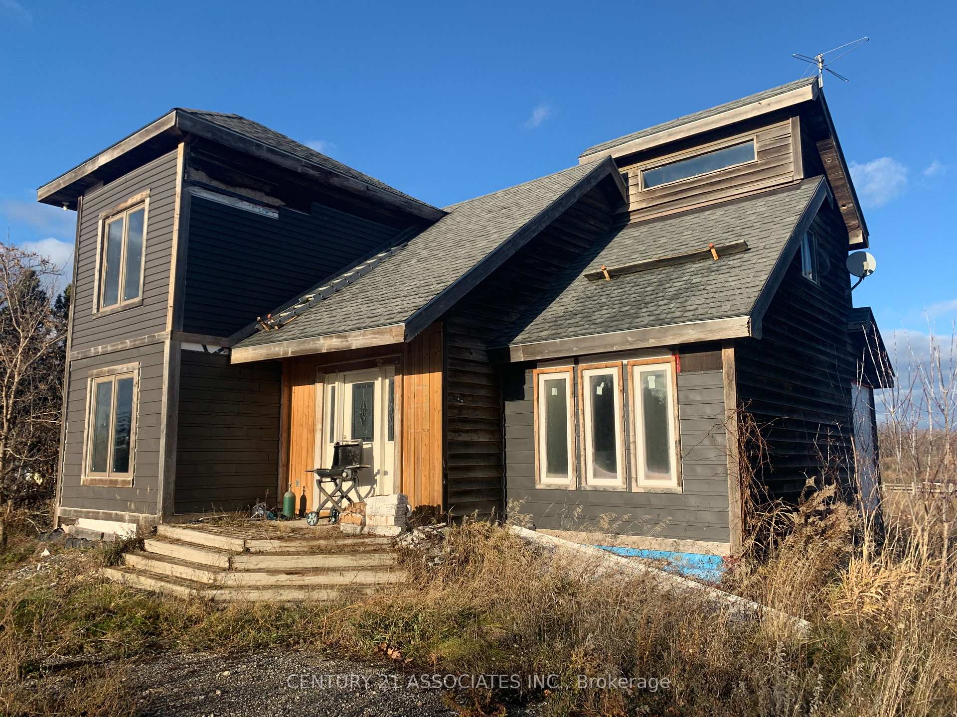 5211 Wellington Rd 24 Road, Erin, ON N0B 1T0