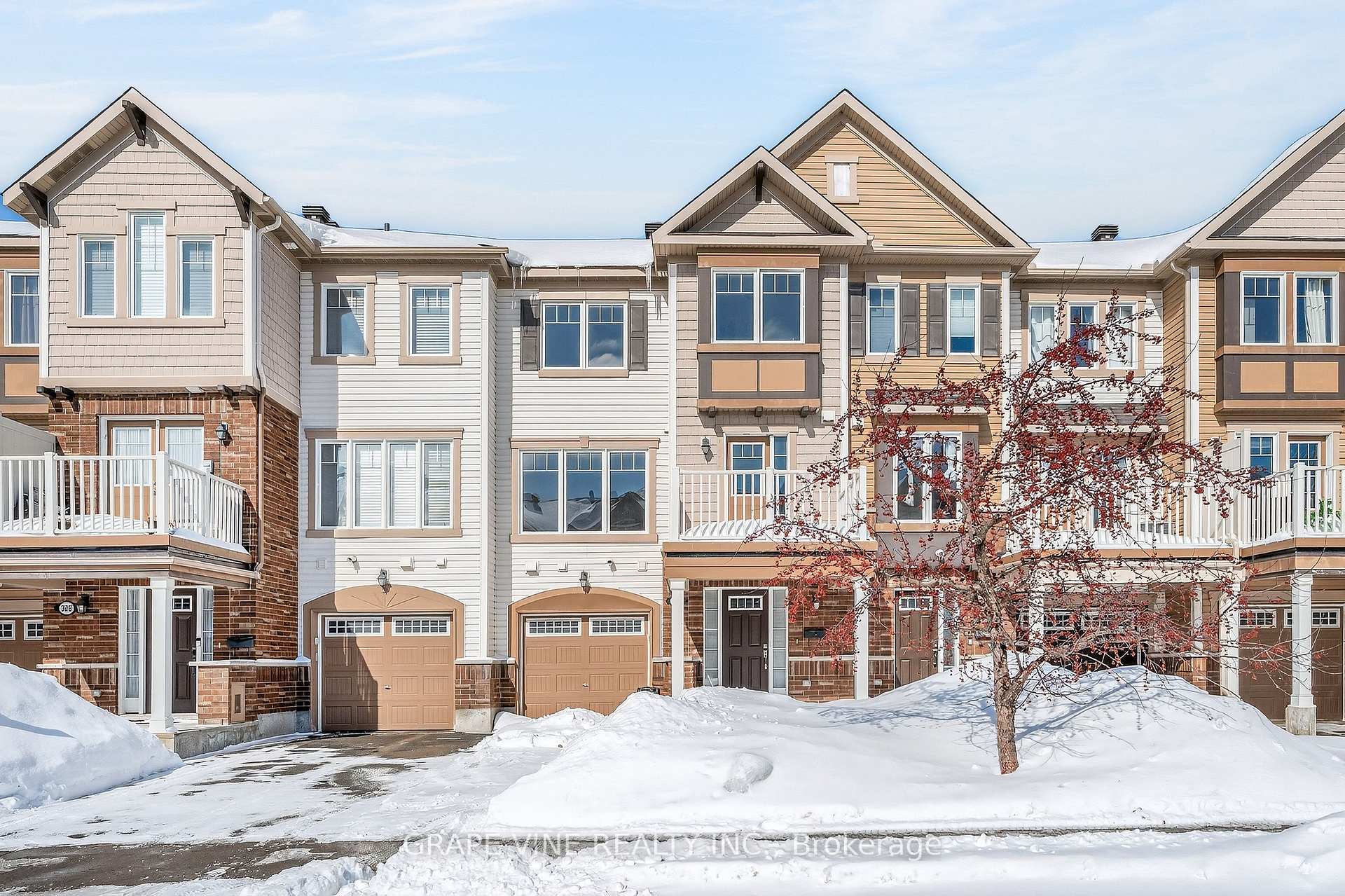 330 Sweet Grass Circle, Barrhaven, ON K2J 5W9