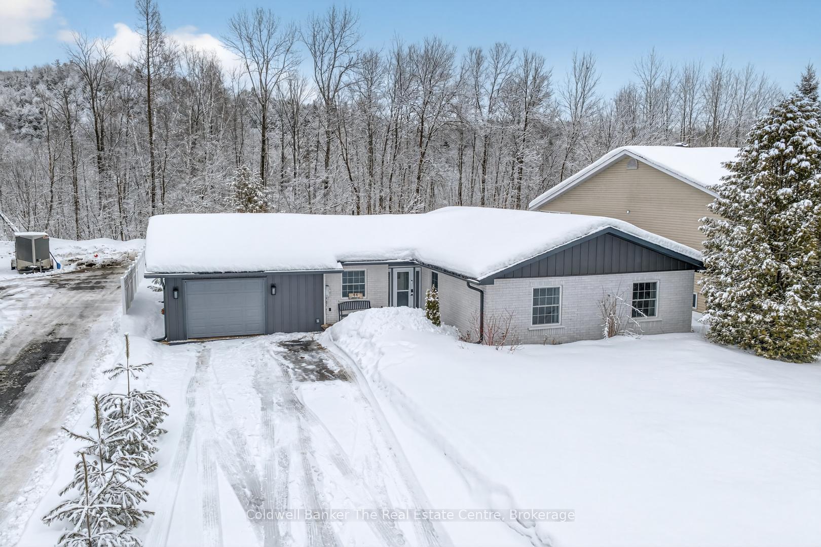44 Anson Street, Minden Hills, ON K0M 2K0