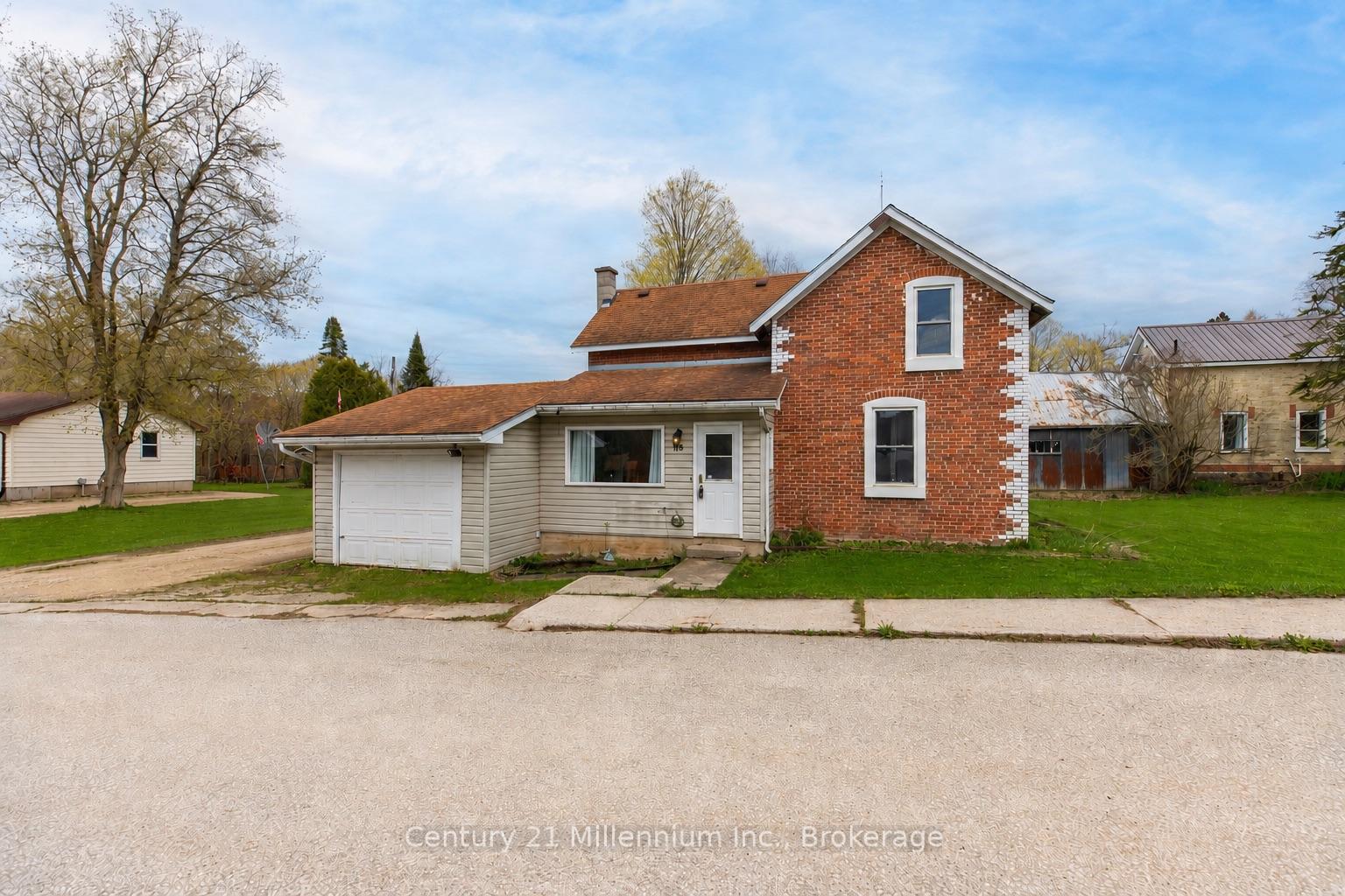 15 Ellen Street, Grey Highlands, ON N0C 1E0