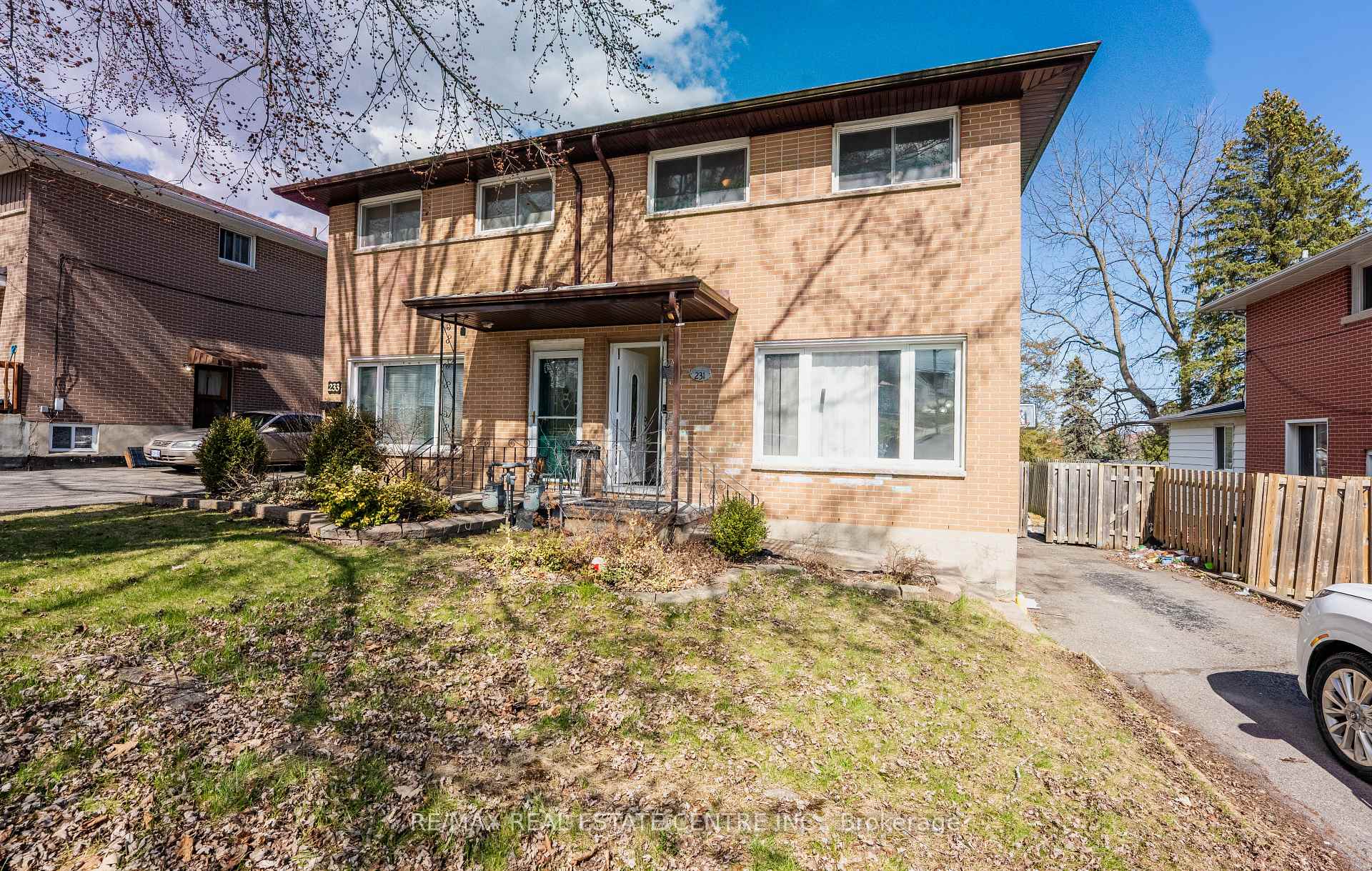 231 Perth Street, Brockville, ON K6V 5E7