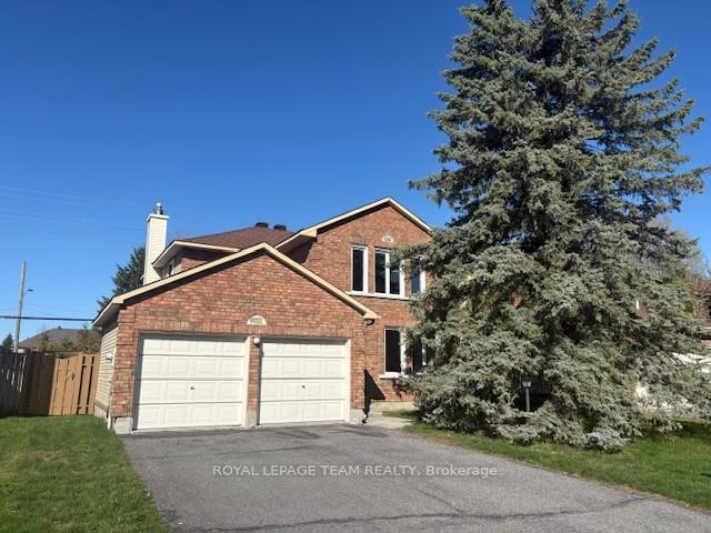 97 Huntsman Crescent, Kanata, ON K2M 1H8