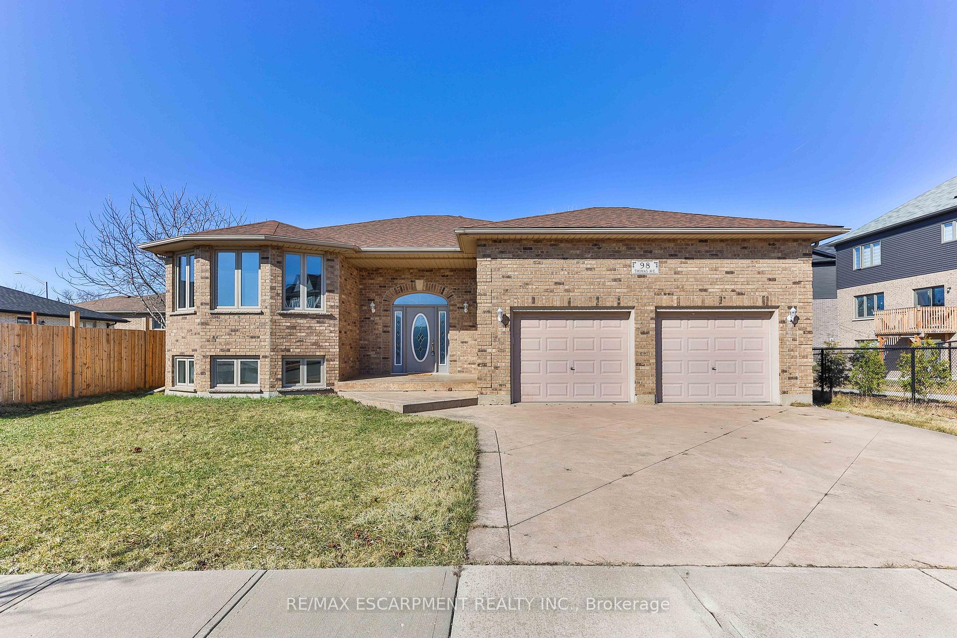 98 THOMAS Avenue, Brantford, ON N3S 7V4