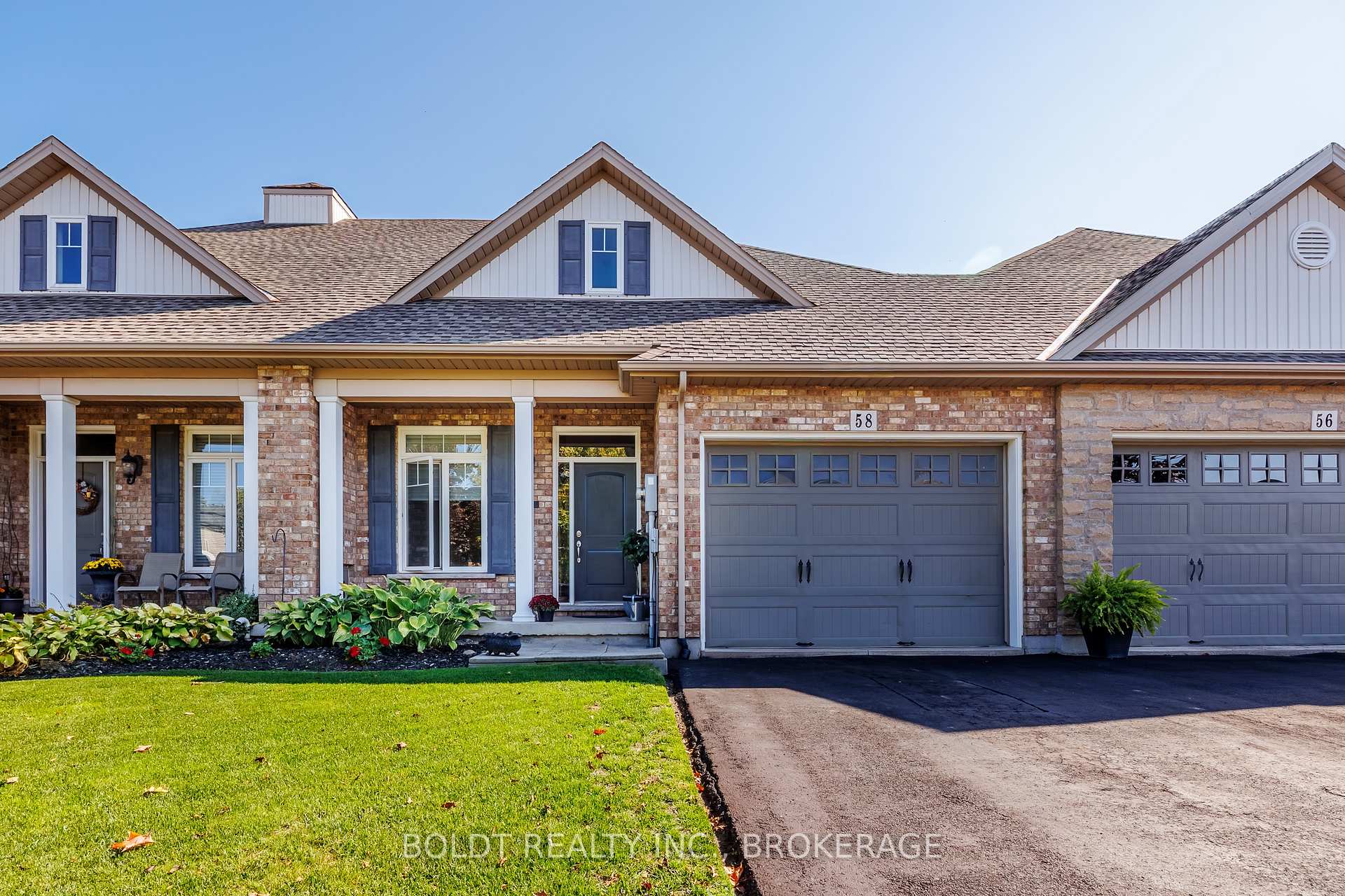 58 Videl Crescent, St. Catharines, ON L2W 0A3