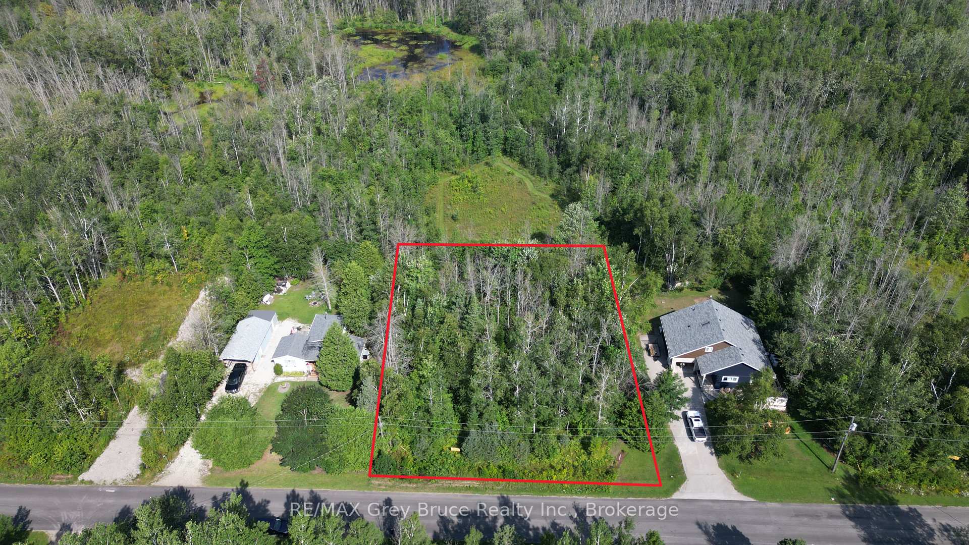 127 Maple Drive, Northern Bruce Peninsula, ON N0H 1Z0