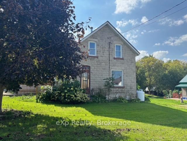 28 Queen Street W, Brockton, ON N0G 1S0