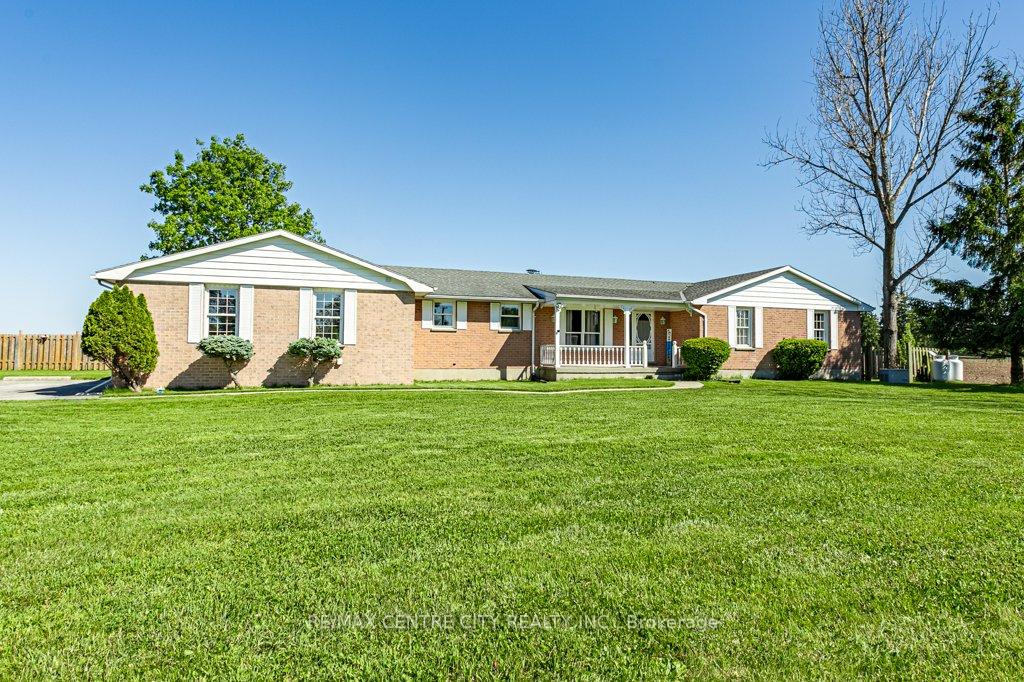 34135 Talbot Line, Southwold, ON N0L 2E0