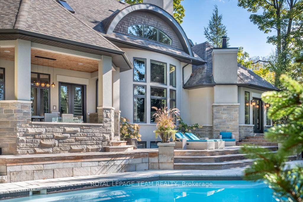 77 Placel Road, Rockcliffe Park, ON K1L 5B9