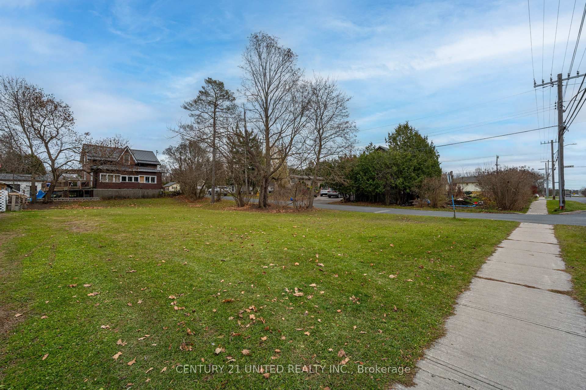 128 Concession Street, Selwyn, ON K0L 2H0