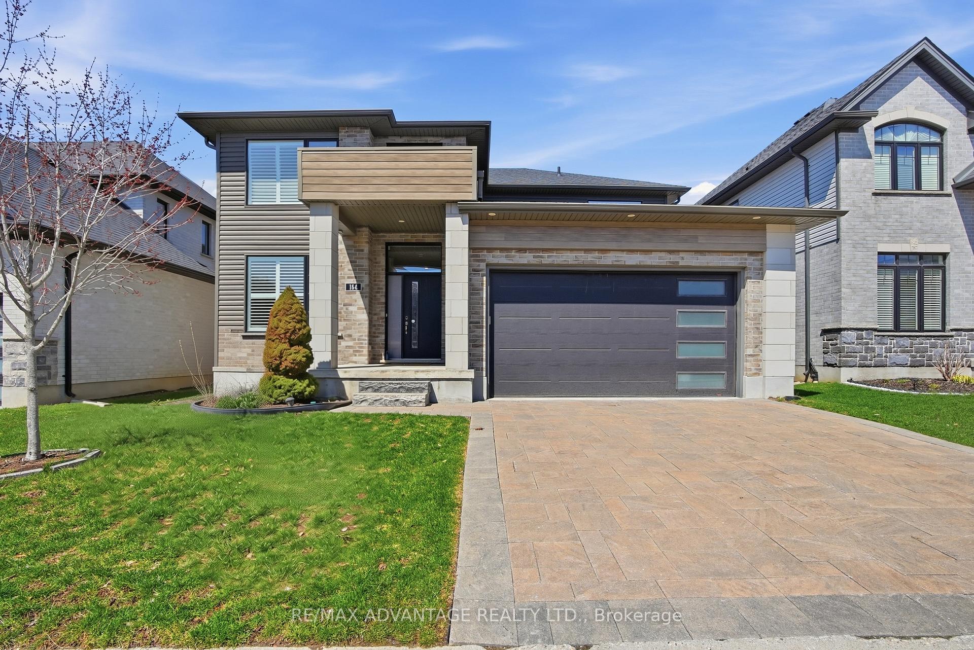 1061 Eagletrace Drive 164, London North, ON N6G 0T3