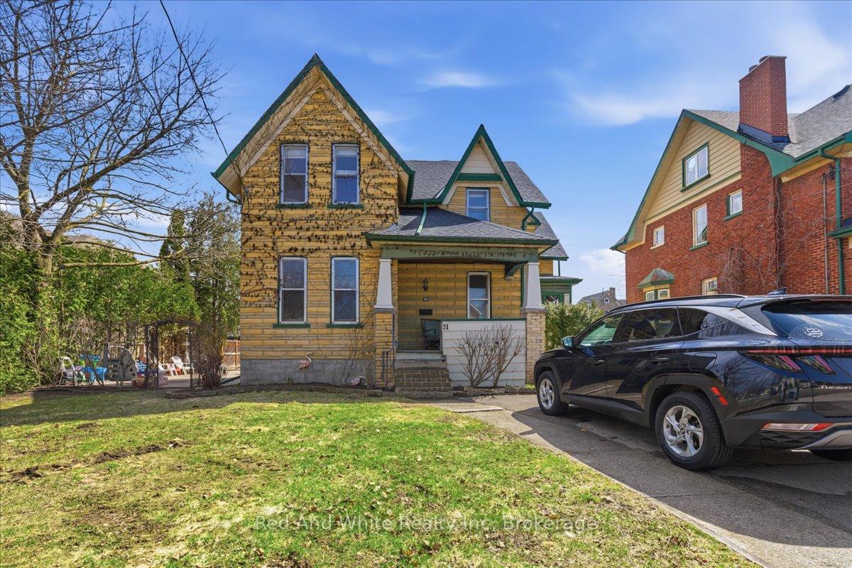 31 Bingeman Street, Kitchener, ON N2H 2R7