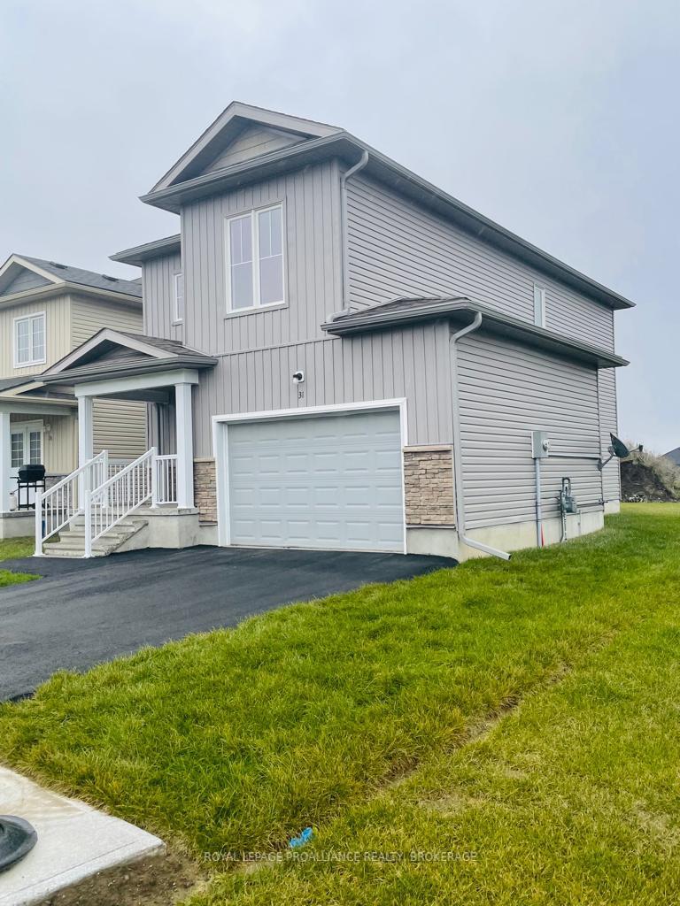 31 Brennan Crescent, Loyalist, ON K0H 2H0
