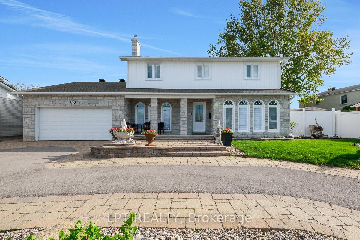 624 Pleasant Park Road, Alta Vista and Area, ON K1H 5N5