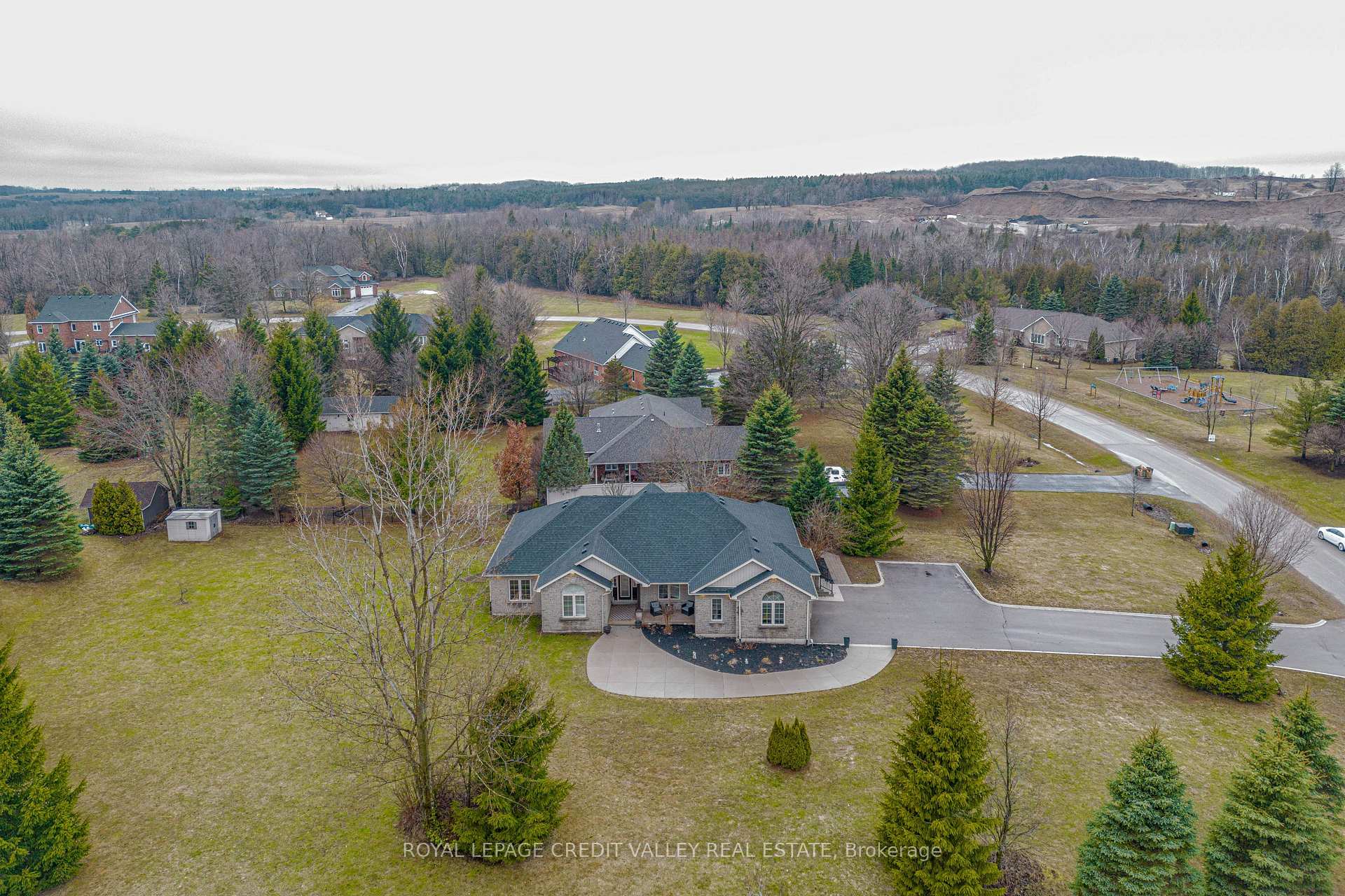 48 Rayburn Meadows Road, East Garafraxa, ON L9W 7E7