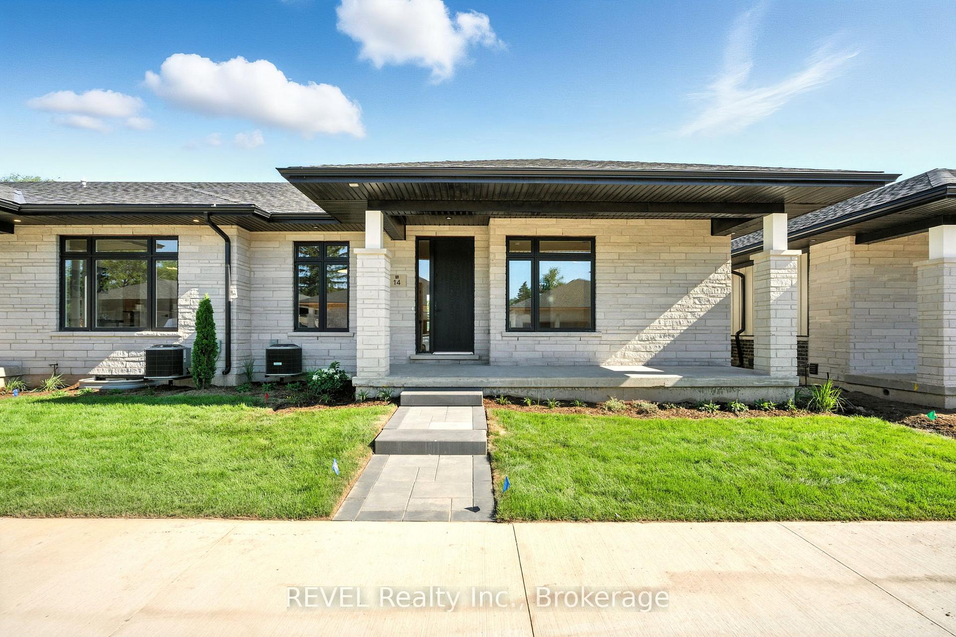 11 Accursi Crescent, Pelham, ON L0S 1E2