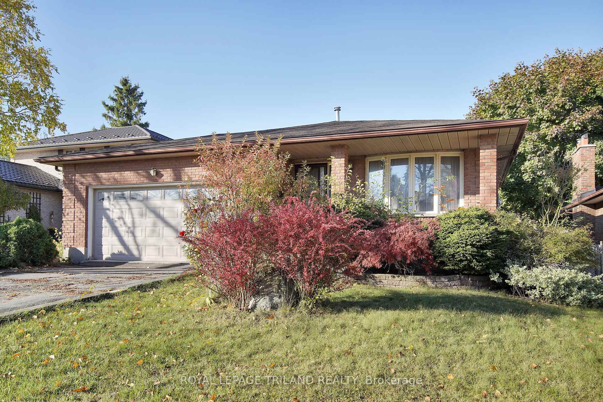 42 Applegreen Grove, London South, ON N6J 4K4