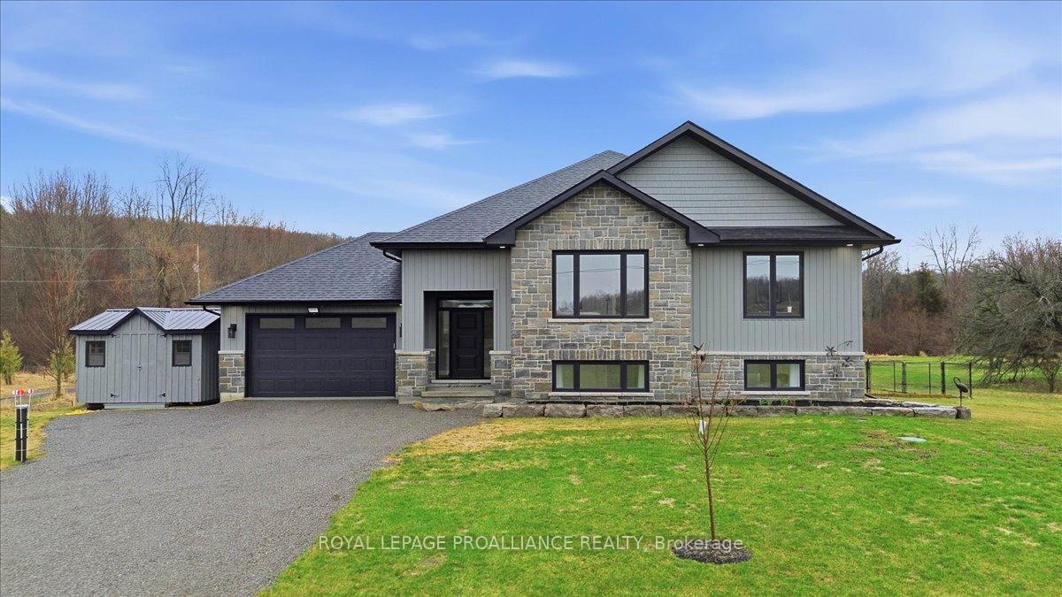 564 Willett Road, Belleville, ON K0K 2Y0